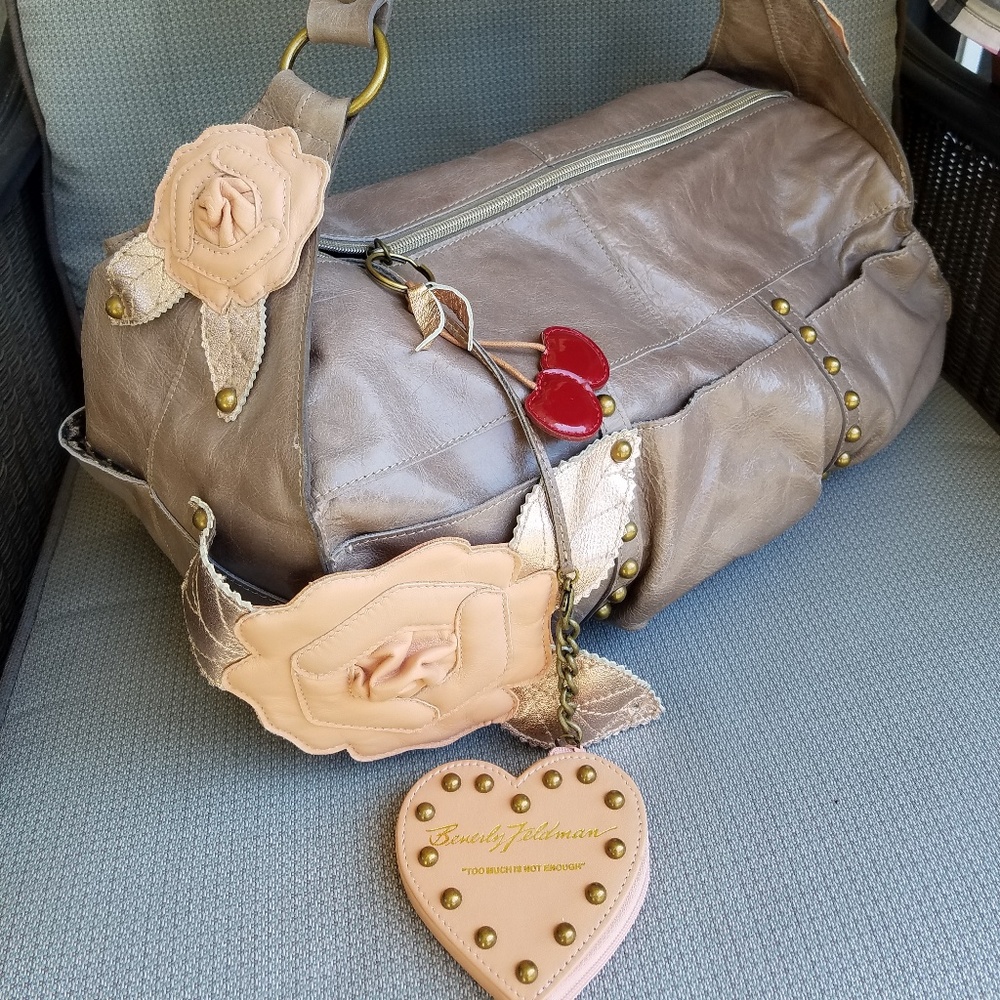 Tote - Picture 3 of 4
